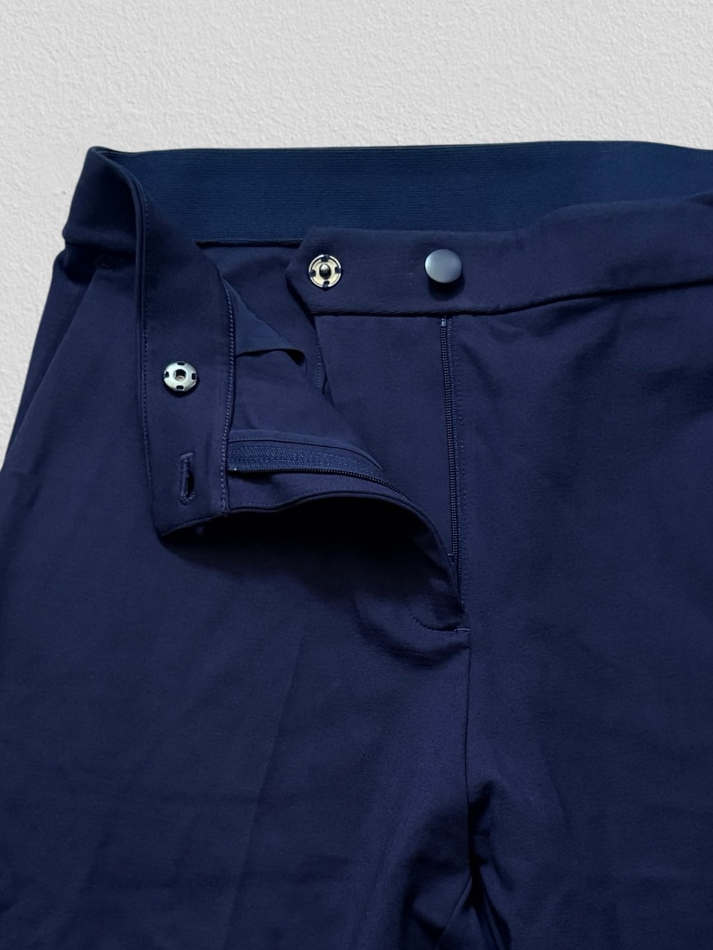 G/FORE Women’s Navy Straight-Leg Trousers 8 Stretch Waist - Picture 2 of 4